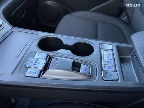 Hyundai Kona Electric 2022 - фото 8
