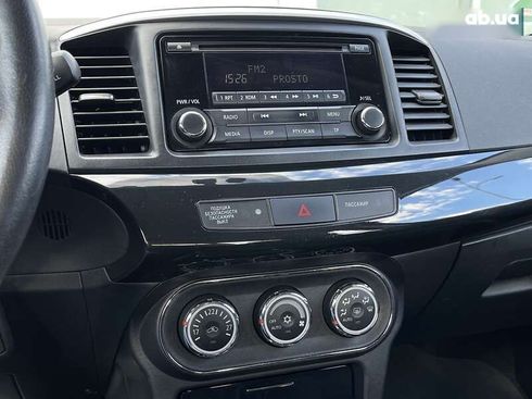 Mitsubishi Lancer 2013 - фото 16
