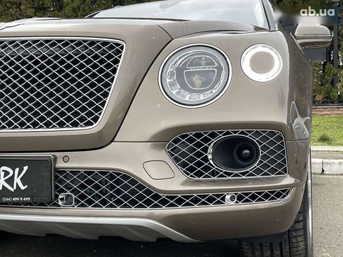 Bentley Bentayga 2017 - фото 12