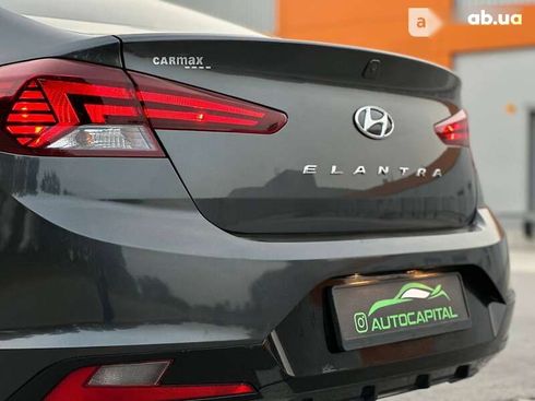 Hyundai Elantra 2019 - фото 15