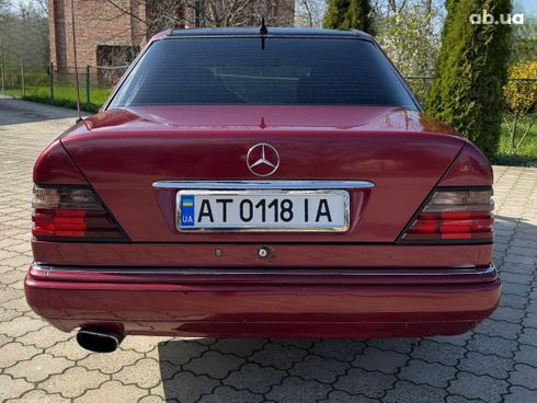 Mercedes-Benz E-Класс 1994 вишневый - фото 9