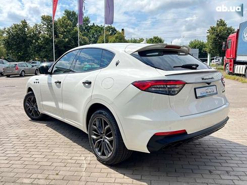 Maserati Levante 2022 - фото 10