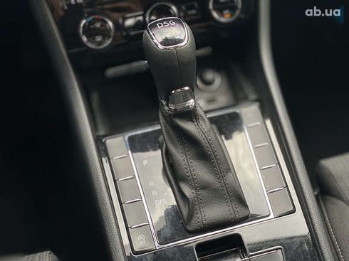 Skoda Superb 2018 - фото 28