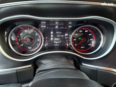 Dodge Charger 2017 серый - фото 17