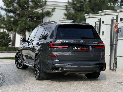 BMW X7 2022 - фото 12