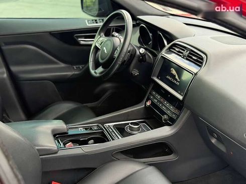 Jaguar F-Pace 2019 - фото 16