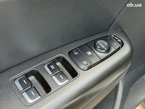 Kia Sportage 2016 белый - фото 21