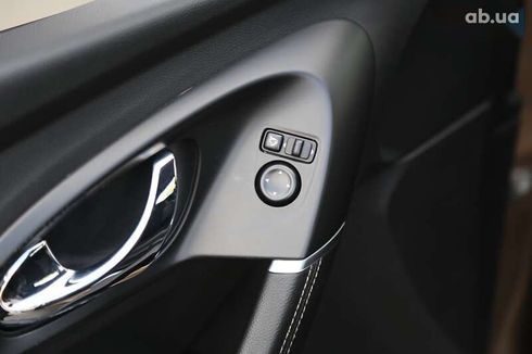 Renault Kadjar 2017 - фото 22