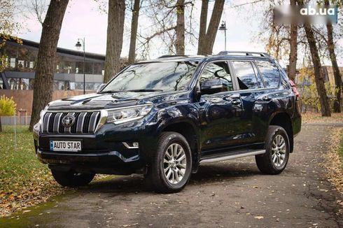 Toyota Land Cruiser Prado 2017 - фото 17