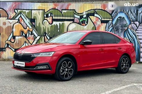 Skoda Octavia 2021 - фото 4