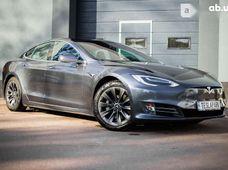 Продаж вживаних Tesla Model S 2019 року - купити на Автобазарі