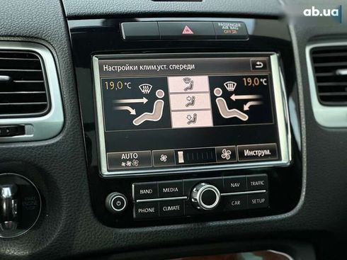 Volkswagen Touareg 2011 - фото 19