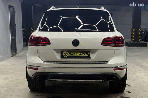 Volkswagen Touareg 2017 - фото 5