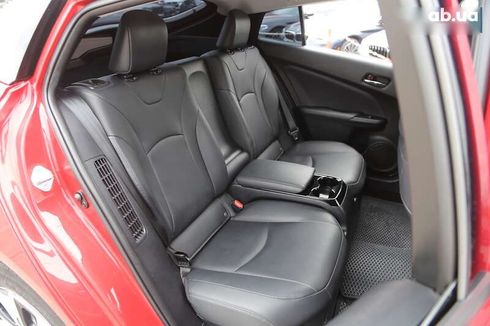 Toyota Prius 2016 - фото 11