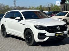 Продажа б/у Volkswagen Touareg 2018 года - купить на Автобазаре