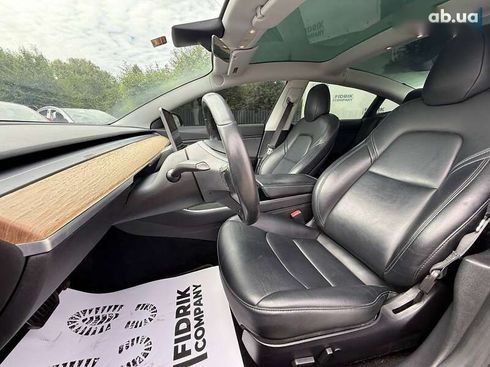 Tesla Model 3 2019 - фото 10