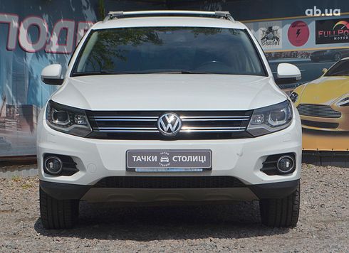 Volkswagen Tiguan 2015 белый - фото 3