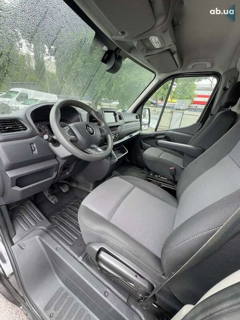 Renault Master 2021 - фото 16