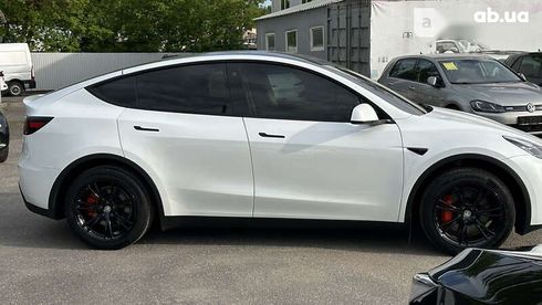 Tesla Model Y 2023 - фото 8