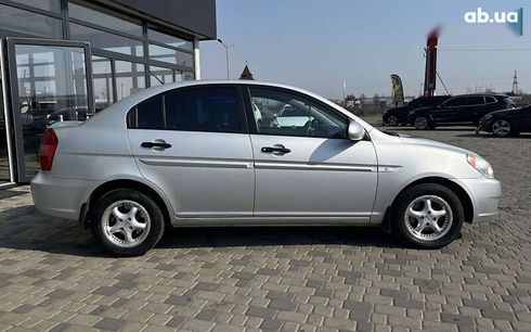 Hyundai Accent 2008 - фото 8