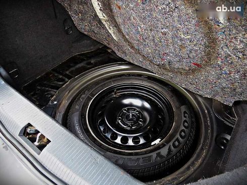 Opel Astra 2009 - фото 14