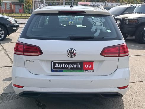 Volkswagen Golf 2019 белый - фото 8