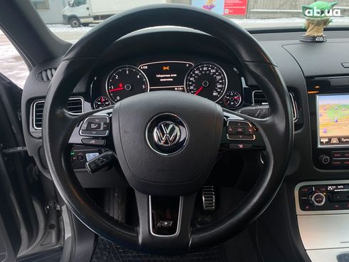 Volkswagen Touareg 2013 серый - фото 40
