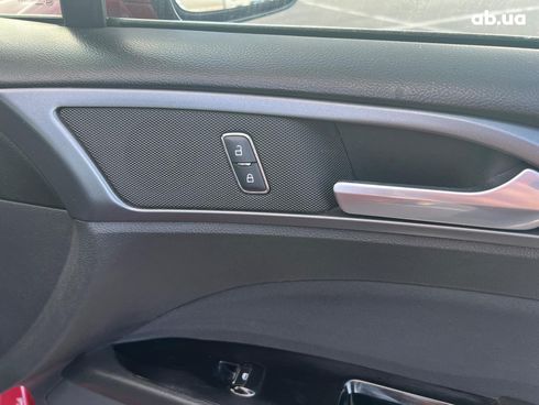 Ford Fusion 2015 красный - фото 16