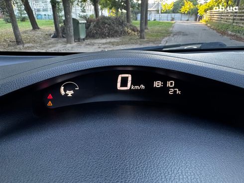 Nissan Leaf 2016 серый - фото 17