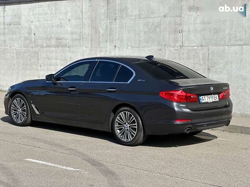 BMW 5 серия 2018 - фото 10