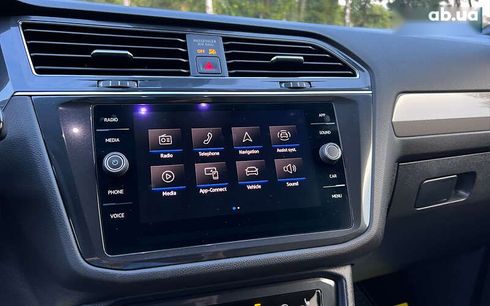 Volkswagen Tiguan 2022 - фото 21