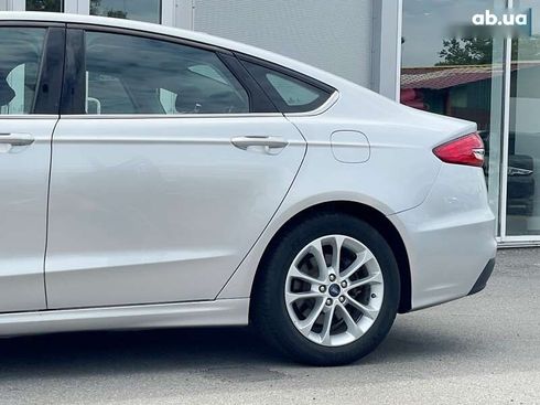 Ford Fusion 2018 - фото 13