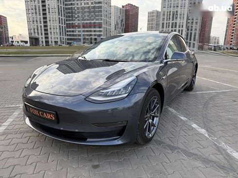 Tesla Model 3 2020 - фото 2