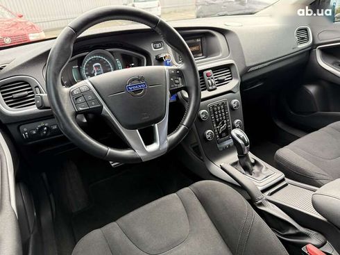 Volvo V40 Cross Country 2014 - фото 30