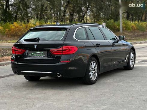 BMW 5 серия 2019 - фото 13