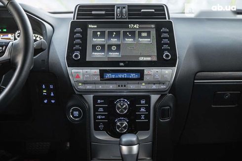 Toyota Land Cruiser Prado 2022 - фото 21