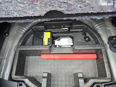 Toyota Yaris 2013 - фото 24
