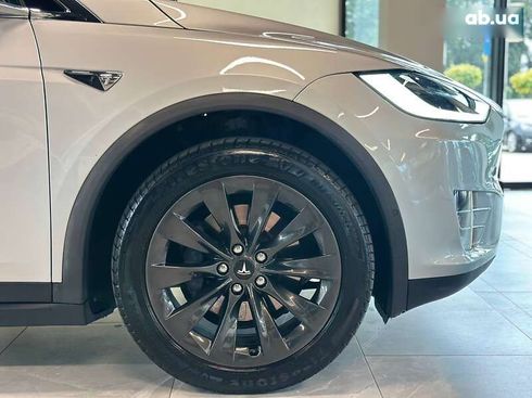 Tesla Model X 2018 - фото 7