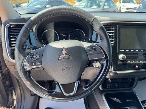 Mitsubishi Outlander 2021 серый - фото 20