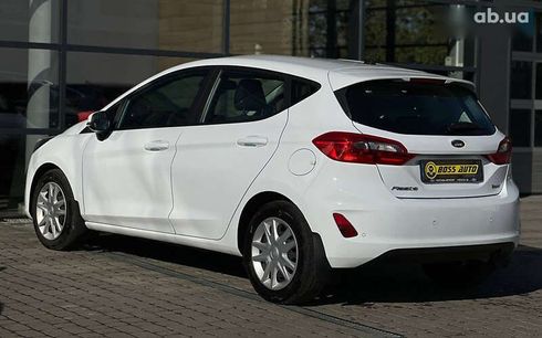 Ford Fiesta 2020 - фото 4