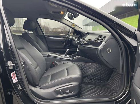 BMW 5 серия 2016 - фото 30