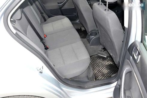 Volkswagen Jetta 2005 - фото 19