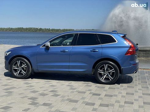Volvo XC60 2018 - фото 28