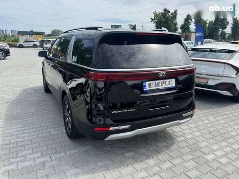 Kia Carnival 2021 - фото 6