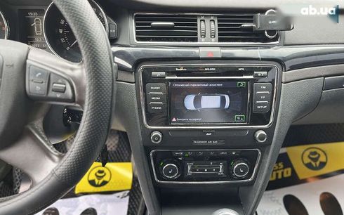 Skoda Superb 2012 - фото 18