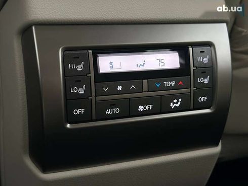 Lexus GX 2020 - фото 22