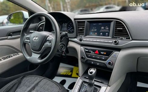Hyundai Elantra 2016 - фото 12