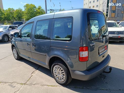 Volkswagen Caddy 2005 серый - фото 4