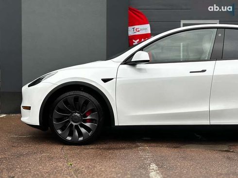 Tesla Model Y 2022 - фото 5