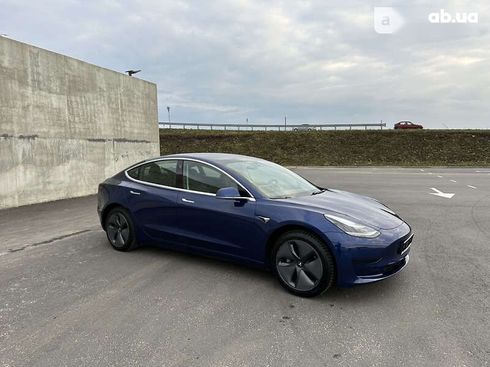 Tesla Model 3 2019 - фото 8